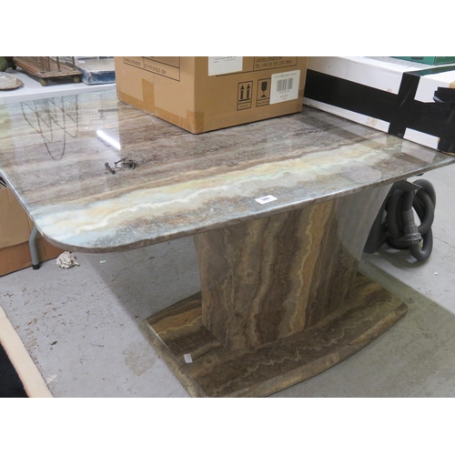 590 - Green marble effect pedestal table