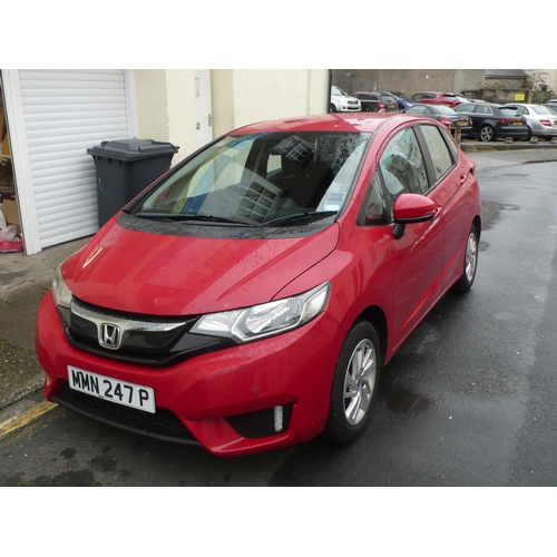 9 - MMN247P
Red Honda Jazz SE Navi I-VTEC 1318cc
First Registered 05.07.2016
Approx 33,000 miles
Auto Pe... 