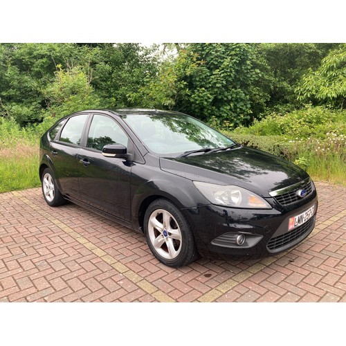 12 - LMN257C
Black Ford Focus Zetec 1596cc
First Registered 24.09.2009
Approx 71,000 miles
Manual Petrol
... 