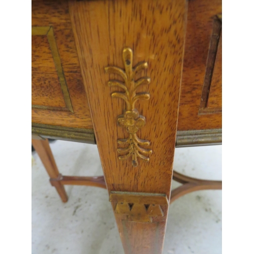 175 - French mahogany circular top occasional table