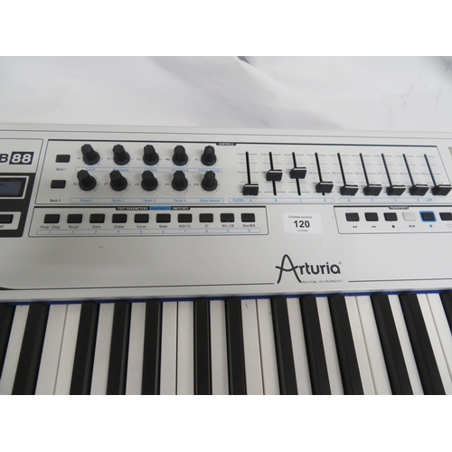 120 - Arturia Keylab 88 Midi controller keyboard