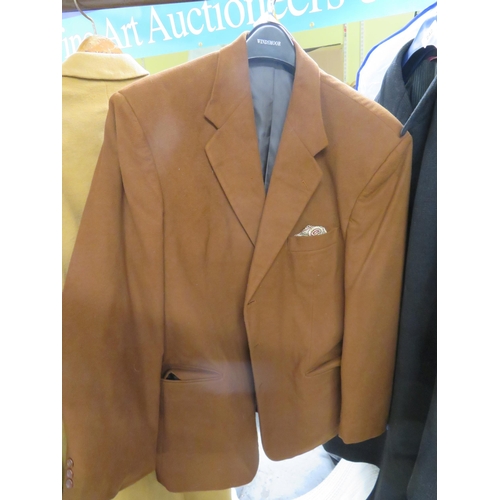 241 - Gentleman's tan Cashmere coat and brown Cashmere jacket, Large