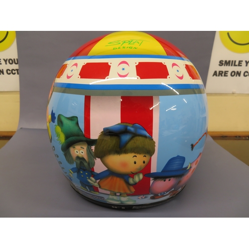 39 - FM motorcycle helmet - Magic Roundabout by Splat Design  - Size 56?