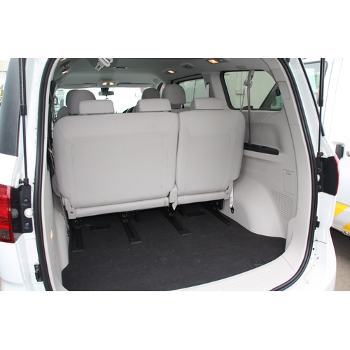 19 - PMN167F
LDV G10 LUX 7 seater
First Registered 14.10.2020
Approx 13,512 miles
Auto Petol
VEHICLE IS A... 