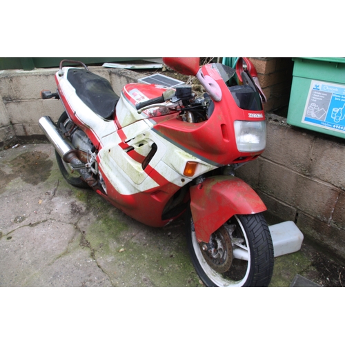 47 - RMN166W
Honda CBR 600F-K 598cc
First Registered 01.08.1989
Approx 42,262 miles
Petrol
SPARES/REPAIR