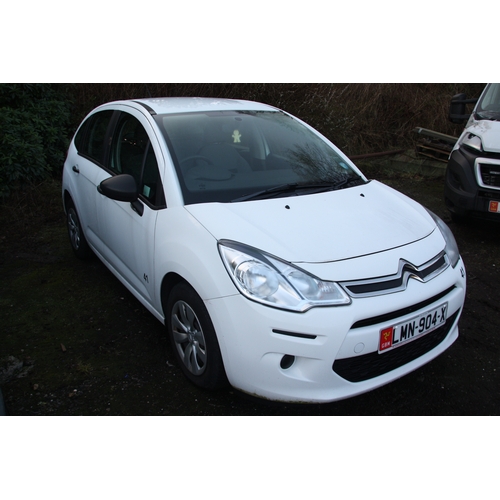 79 - LMN904X
White Citroen C3 HDI 1398cc
First Registered 27.03.2015
Approx 30,964 miles
Manual Diesel
Re... 