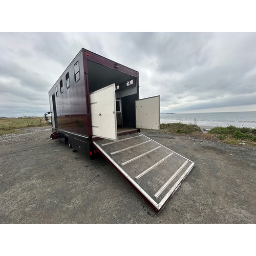 155 - RMN369E
Isuzu Horsebox 7.5T
First Registered 01.08.2010
Approx 134,000 miles
Auto Diesel
Weight 5540... 