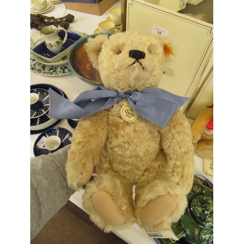 15 - Steiff Classic 1920s teddy bear, height 35cm, no. 000669, growler