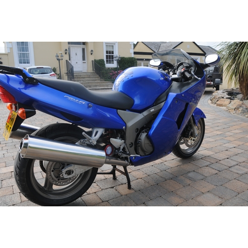 40 - RMN246T
Honda Blackbird CBR1100X
First Registered 01.03.2002
Approx 16,500 miles
Petrol
recently pas... 