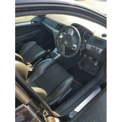52 - RMN195X
Black Vauxhall Astra SRI turbo 1598cc
First Registered 06.09.2007
Approx 63,000 miles
Manual... 