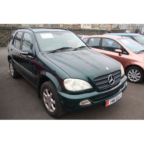 48 - PMN621U
Green Mercedes ML270CDI
First Registered 05.08.2002
Approx 120,000 miles
Auto Diesel
4 Stamp... 