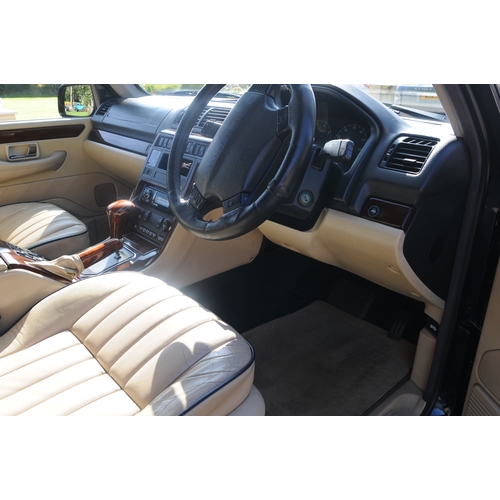 56 - DMN110P
Blue Range Rover Vogue 4556cc
First Registered 24.03.2000
Approx 134,000 miles
Auto Petrol
R... 