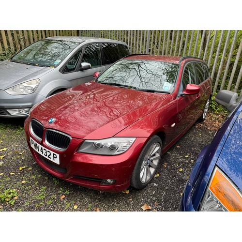 12 - PMN432P
Red BMW 320i SE Business Touring 1995cc
First Registered 14.06.2010
Approx 74,000 miles
Auto... 