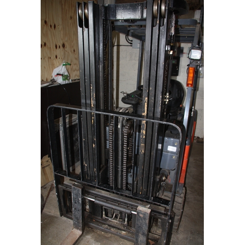 106 - Toyota 7 FBEF 20 electric forklift
Hours Unknown
SPARES/REPAIR - Immobilized