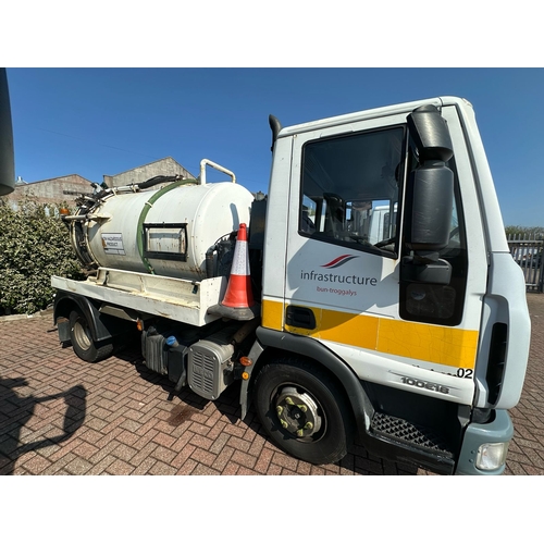 107 - JMN61H
Iveco EuroCargo ML100E18K Septic tanker
First Registered 16.05.2008
Approx 410,490 KM
Manual ... 