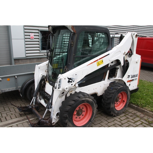 114 - Bobcat S530 skid steer
Circa 2014
No High Flow
VAT ON HAMMER @ 20%
