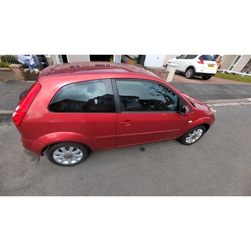 105 - JMN887F
Red Ford Fiesta silver 1242cc
First Registered 22.08.2007
Approx 39,279 miles
Manual Petrol
... 
