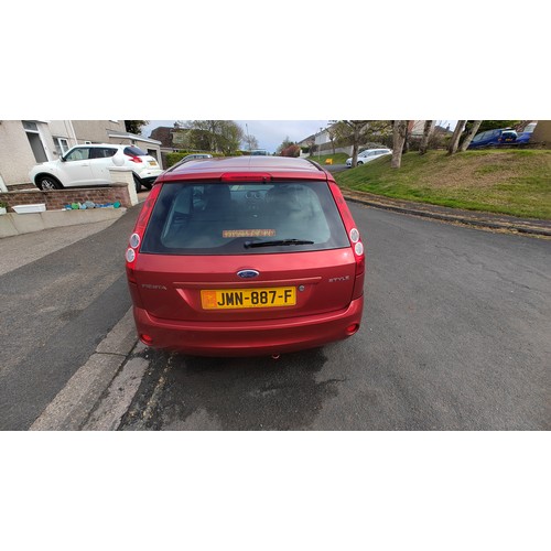105 - JMN887F
Red Ford Fiesta silver 1242cc
First Registered 22.08.2007
Approx 39,279 miles
Manual Petrol
... 