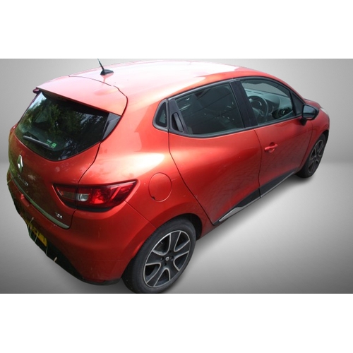 38 - LMN737T
Red Renault Clio Dynamique 899cc
First Registered 05.09.2014
Approx 54,190 miles
Manual Petr... 