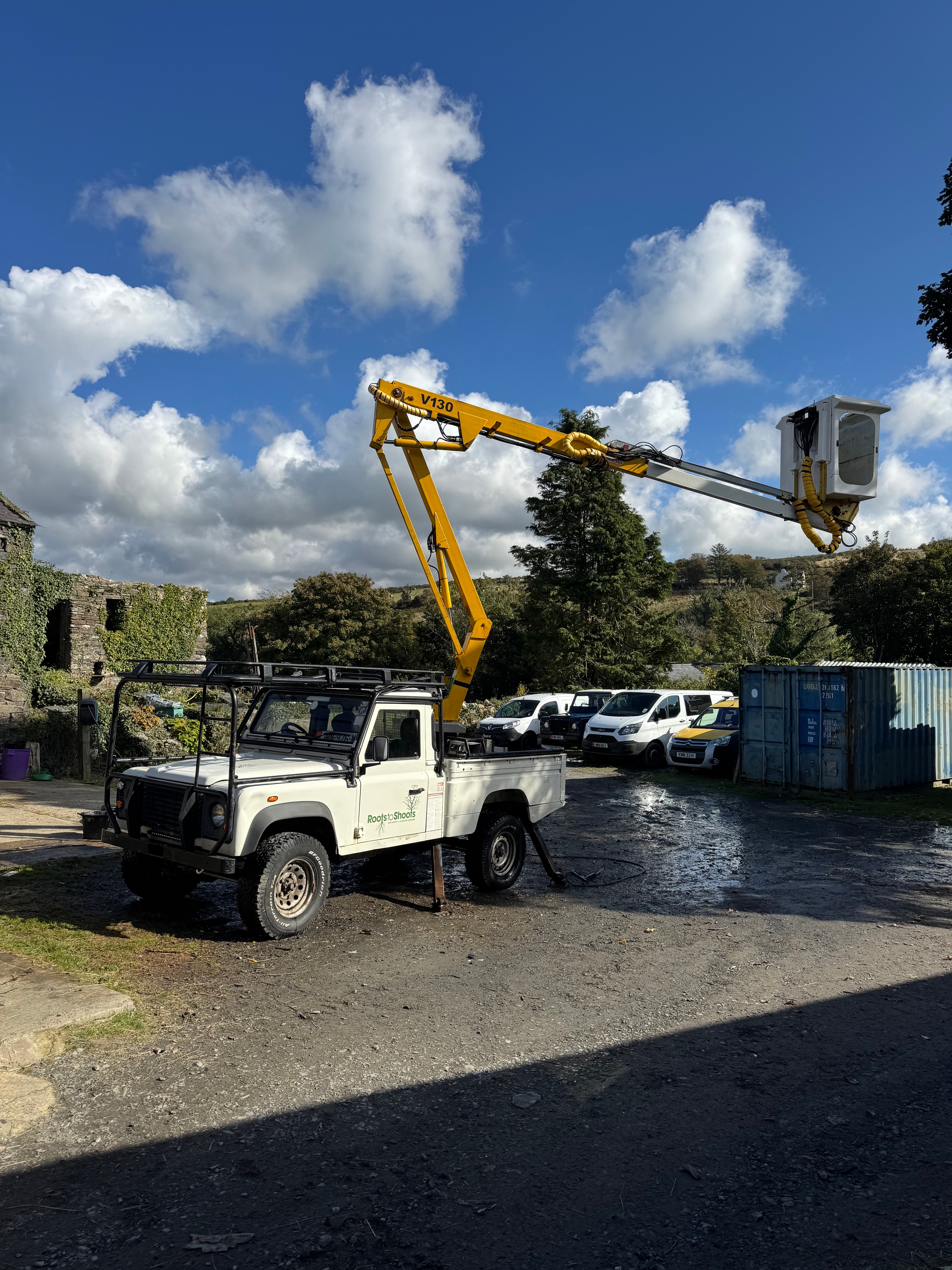 JMN976W White Land Rover Defender Light 4X4 utility hoist with nifty ...