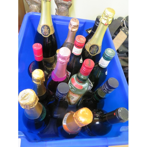 126 - Box of assorted alcohol