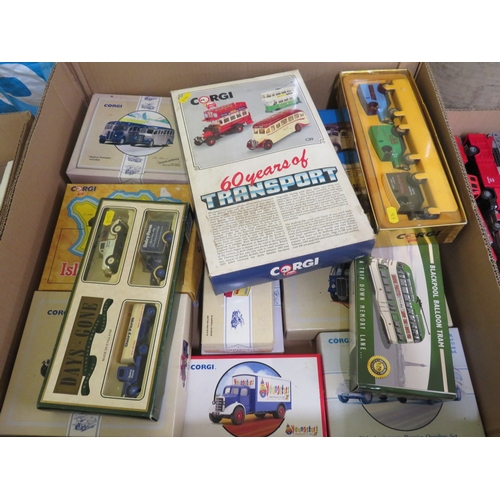 154 - Large collection of boxed Corgi model vehicles