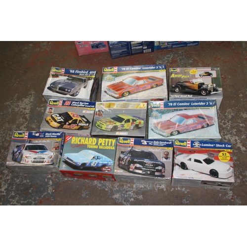 79 - Ten Revell model kits - Race cars and trucks
SELLING FOR HOSPICE ISLE OF MAN