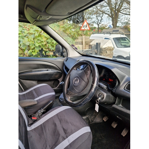92 - PMN483R
Silver Vauxhall Combo 1248cc
First Registered 31.03.2016
Approx 129,000 miles
Manual Diesel
... 