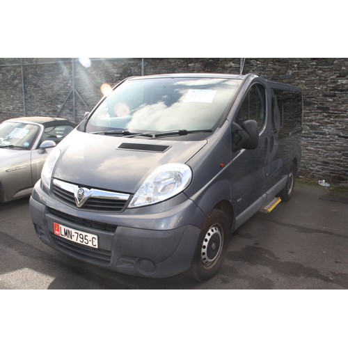 62 - LMN795C
Grey Vauxhall Vivaro Combi SWB 1995cc Mini bus
First Registered 17.01.2013
Approx 52,298 mil... 