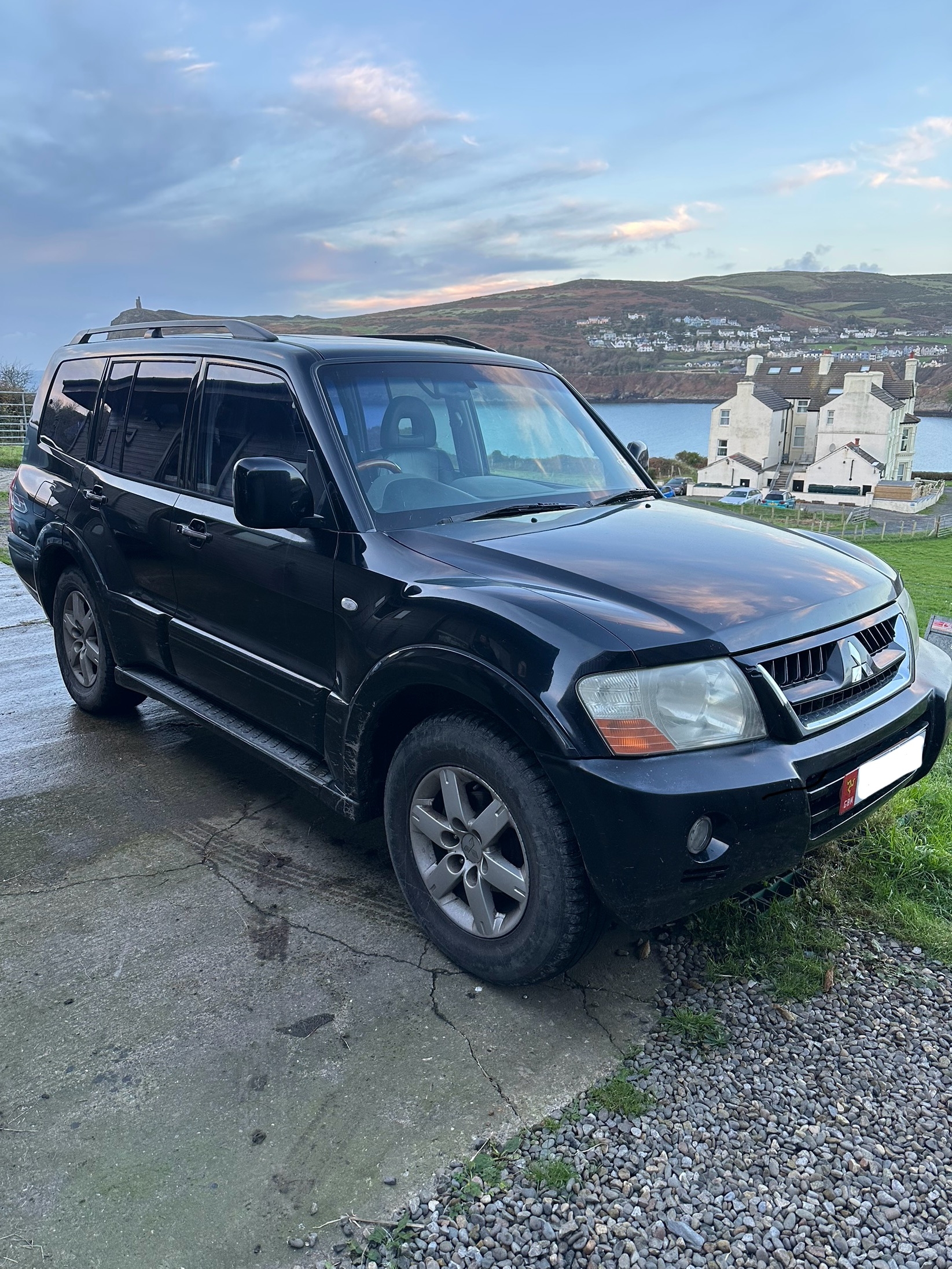 TMN324B Black Mitsubishi Shogun Elegance 3200cc First Registered 29.07. ...