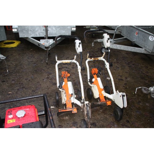 127 - Two Stihl walk behind carts
VAT ON HAMMER @ 20%