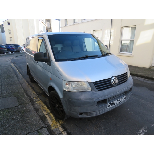 109 - RMN659B
Volkswagen Transporter 1896cc
First Registered 01.03.2007
Approx 238,000 miles
Manual Diesel