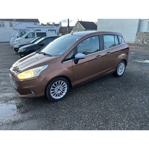 110 - NMN161K
Gold Ford B-Max Titanium Turbo 998cc
First Registered 10.05.2013
Approx 61,000 miles
Petrol ... 