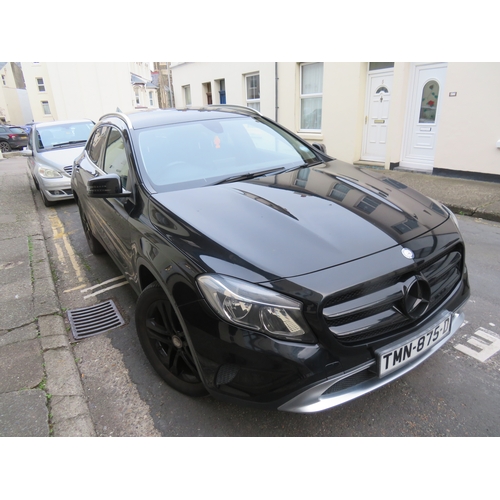 143 - TMN875D
Black Mercedes-Benz GLA200 D 4Matic Sport
First Registered 02.03.2016
Approx 78,900 miles
Au... 