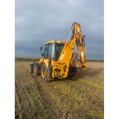 182 - Y401 FYA
(UK REGISTERED)
Fermec 860 back hoe loader
Circa 2001
Approx 7,970 hours
ride control, 4WD,... 