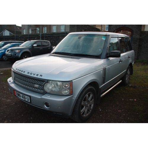 91A - RMN481U
Silver Range Rover TD6 Vogue 2926cc
First Registered 29.09.2006
Approx 139,000 miles
Auto Di... 
