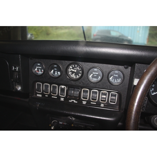 25 - V-12-MANRed Jaguar E-type Series III Roadster 5343cc V12First Registered 13.09.1973Approx 52,769 mil... 