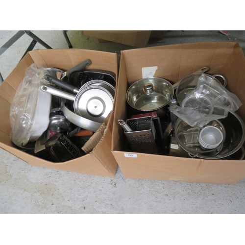 192 - Collection of kitchen pans