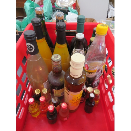 301 - Box of alcoholic and non-alcoholic drink