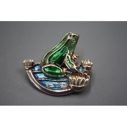 320 - Silver and enamel frog brooch