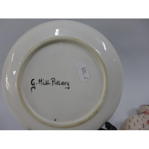 101 - Griselda Hill Pottery cockerel plate together with a Griselda Hill Pottery miniature Wemyss cat, 9cm... 