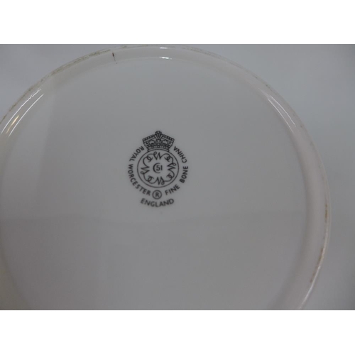 86 - Royal Worcester fine bone china tankard with floral sprays and gilt rims, printed backstamp, 12.5cm ... 