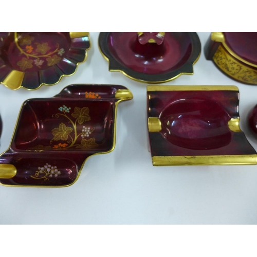 89 - Collection of nine Carlton Ware Rouge Royale ashtrays (9)