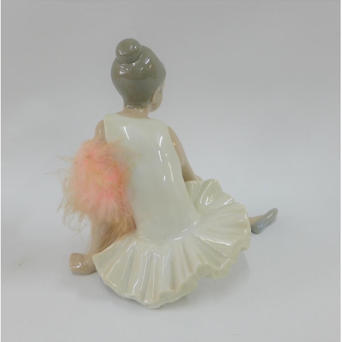 91 - Nao porcelain figure of a ballerina, 16cm high