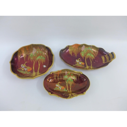 84 - Three Carlton Ware Rouge Royale Weeping Willow pattern dishes (3)