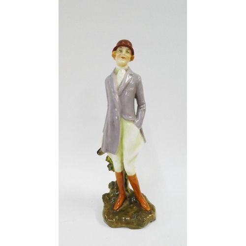 130 - Royal Doulton figure 'Hunts Lady' Hn1201, with printed backstamps, 21cm high