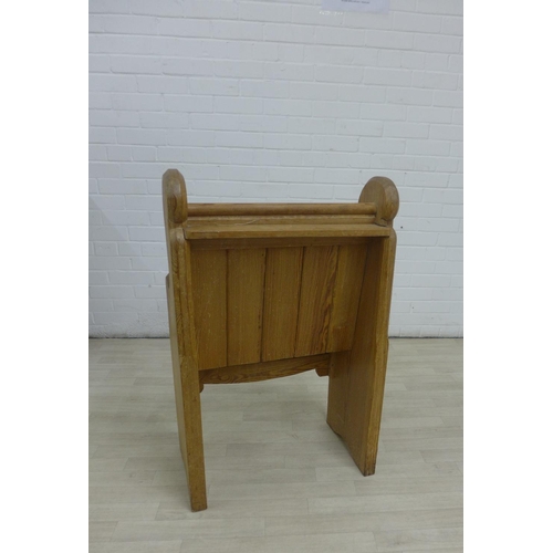 216 - Small pine pew with planked back and shaped side supports, 95 x 60cm