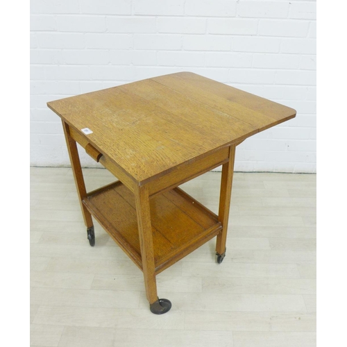 250 - Early 20th century oak side table / trolley, 63 x 59cm