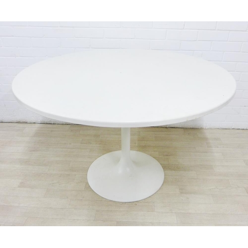 283 - A.B Broderna, Johanson Design, Sweden retro tulip style table, 71 x 110cm