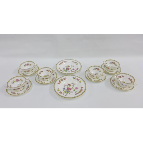 378 - Set of eight Coalport Persian flowers pattern bowls and plates, etc (17)